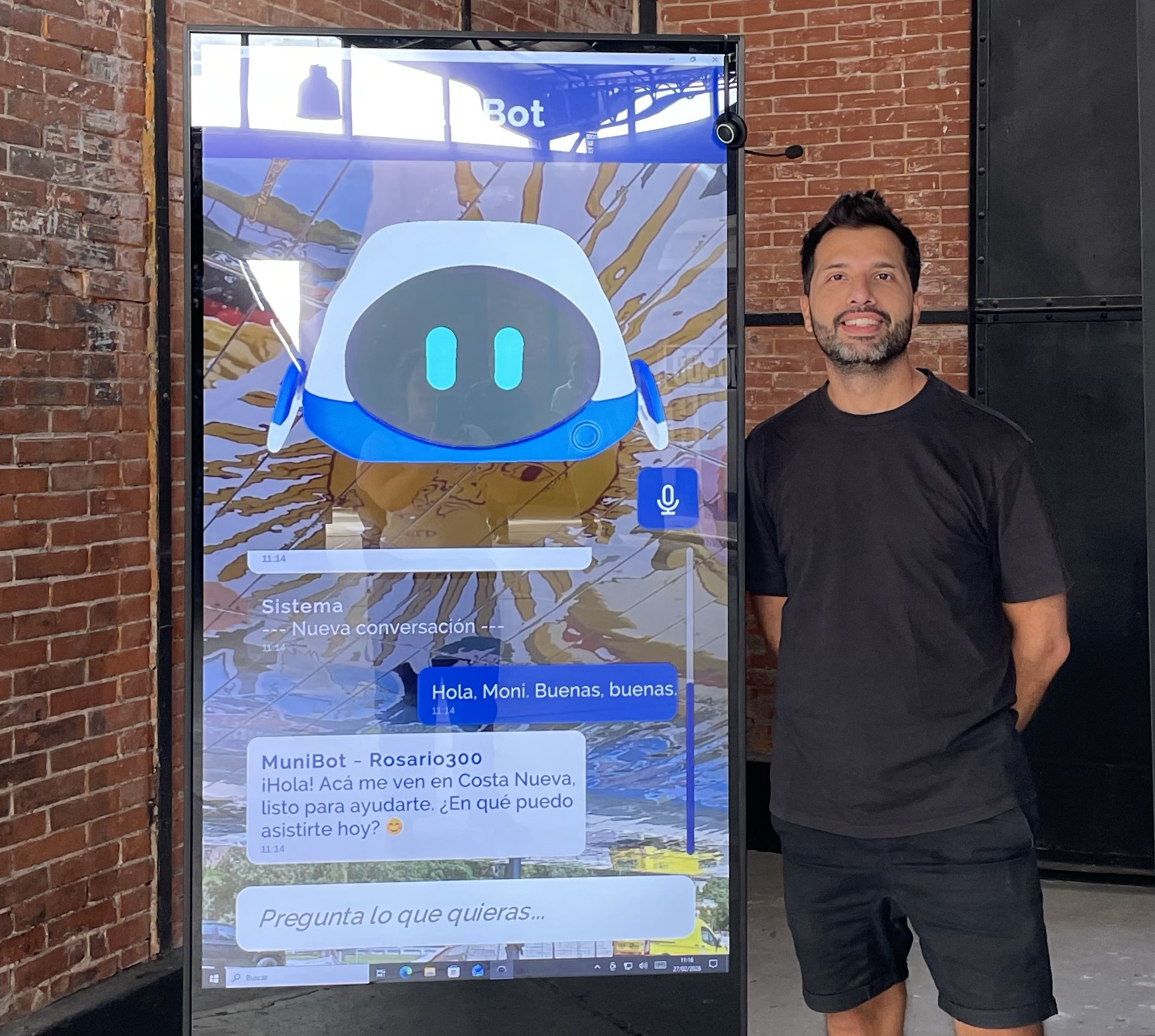 MuniBot 3D en tótem táctil